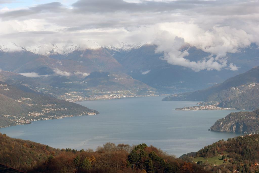 B&B Dei Laghi Magreglio ภายนอก รูปภาพ